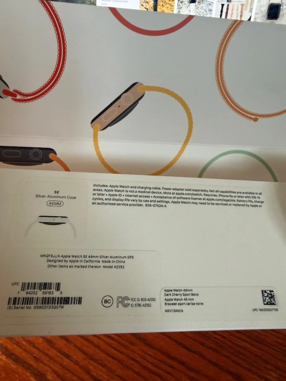 Apple Watch SE GPS, 44mm Silver Aluminum Case with White Sport Band - Regular